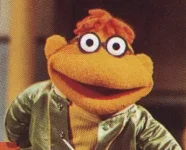 monocouch.? level to sides or build up