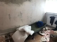 Just your DIY numpty here.. old plasterboards..and smooth concrete