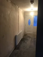 Just your DIY numpty here.. old plasterboards..and smooth concrete