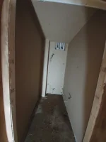 Two bags up on the shoulder...