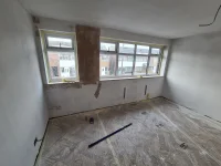 Can plaster dry through the mist coat.