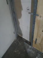Condensation behind drylining