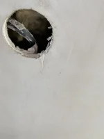 Is this an acceptable plastering ?!?