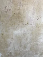 Hairline cracking